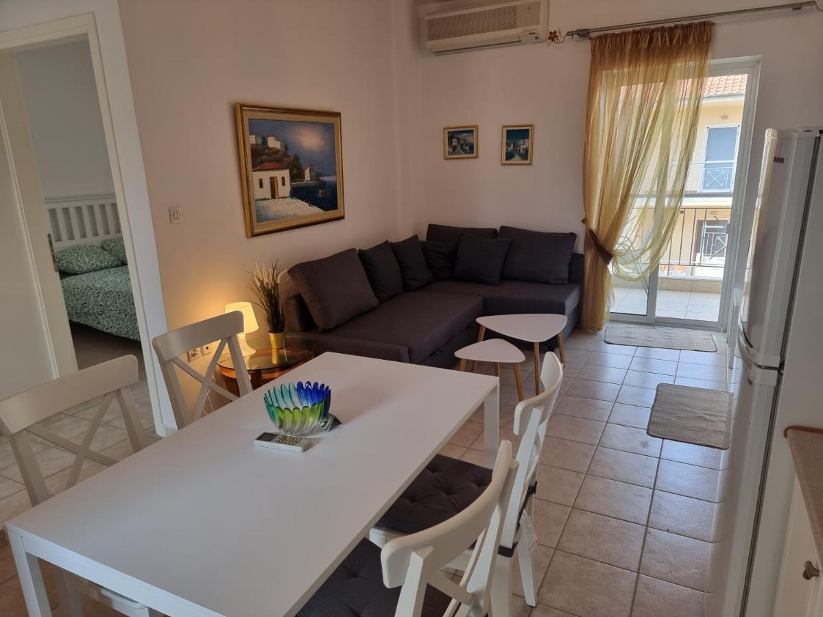 Lucas3 Lux Flogita